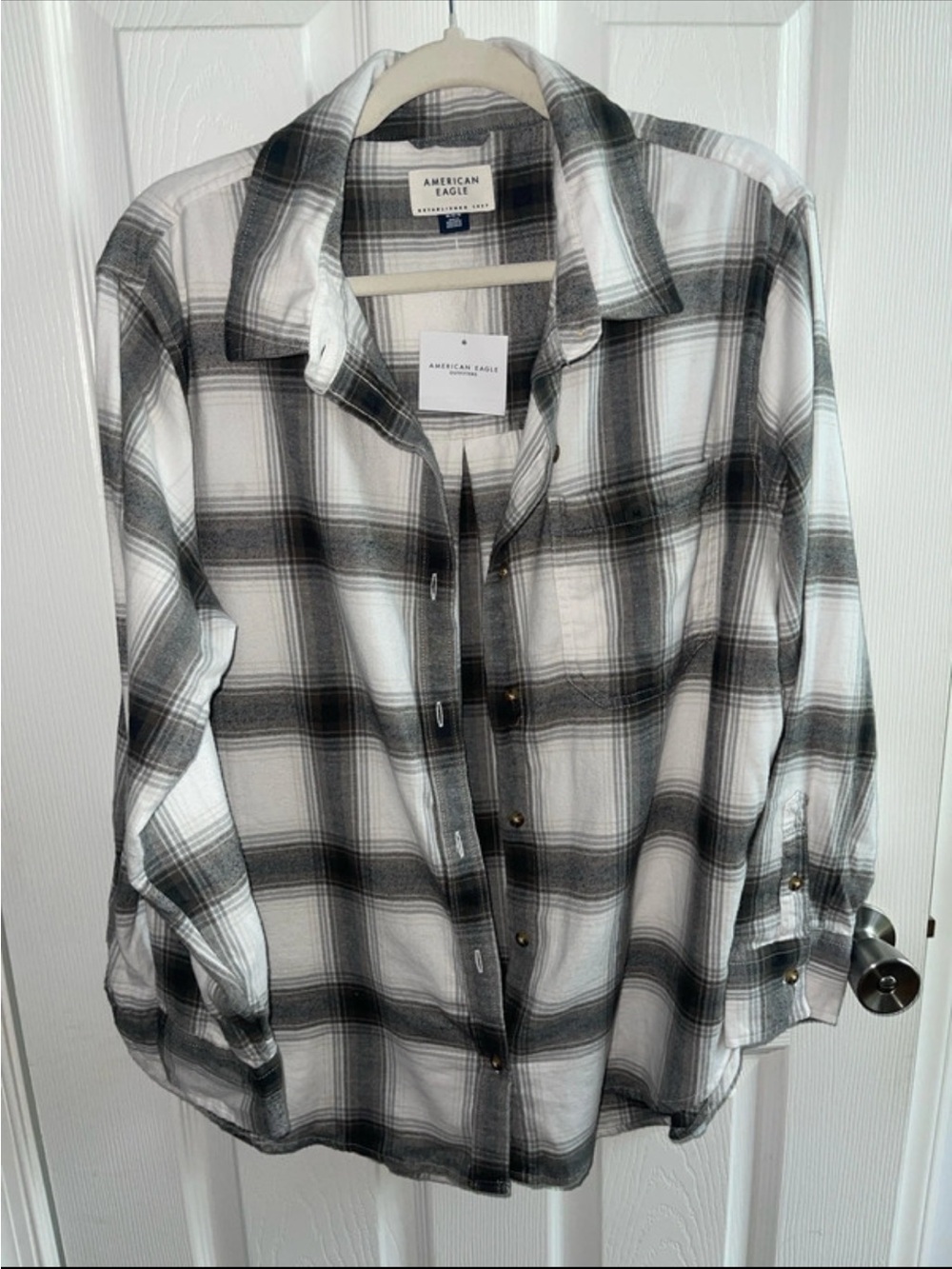 American Eagle Outfitters Black and White Plaid Button-Down Shirt